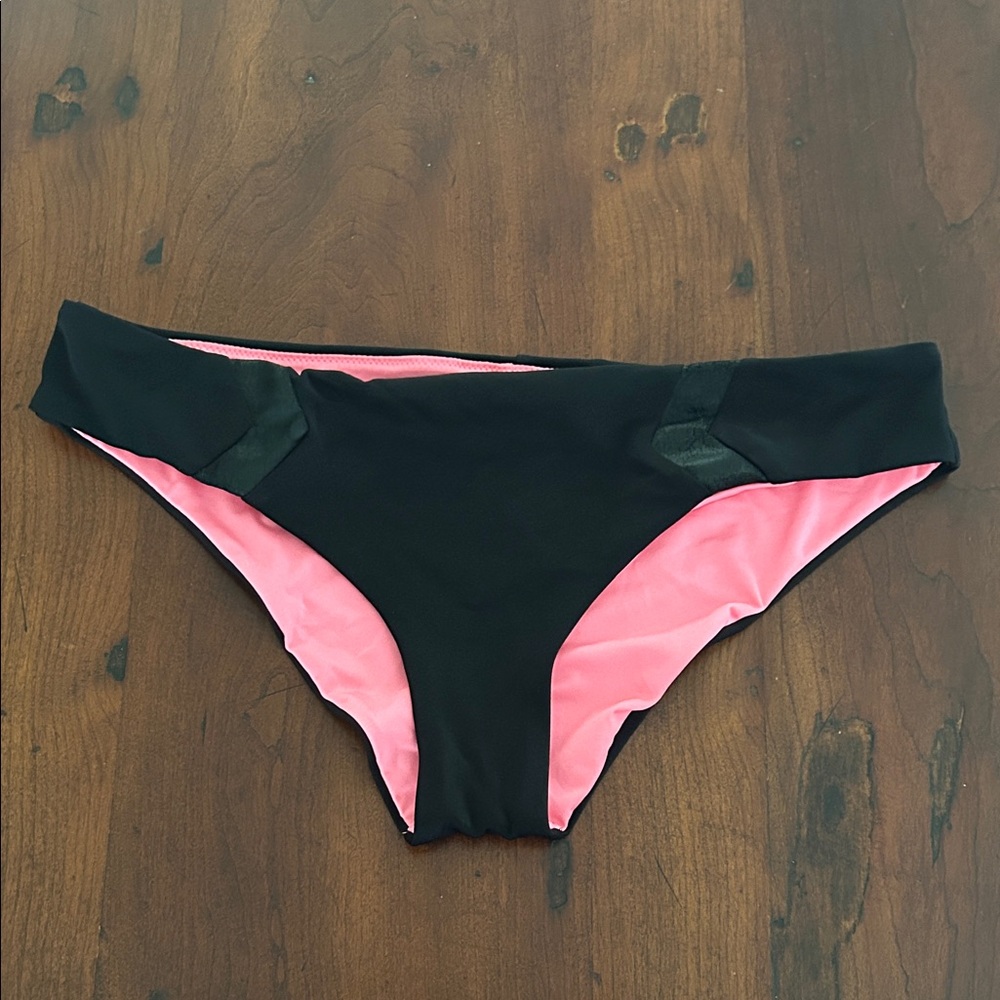 PINK Victoria's Secret Black and Pink Bikini Bottom